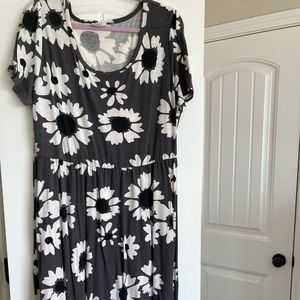 LuLaRoe floral dress